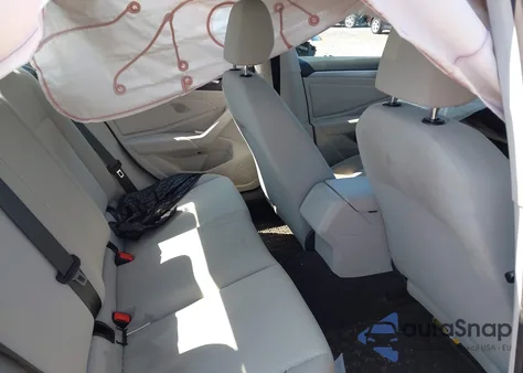 2019 Volkswagen Jetta 1.4T R-Line/1.4T S/1.4T Se из США, поврежденный, VIN 3VWC57BUXKM188689